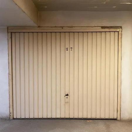 아파트 Lovely 1br Flat With Terrace And Parking 15 Mn To The 칸느