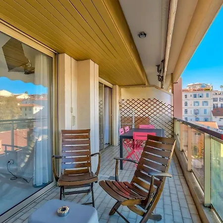 Lovely 1br Flat With Terrace And Parking 15 Mn To The 아파트